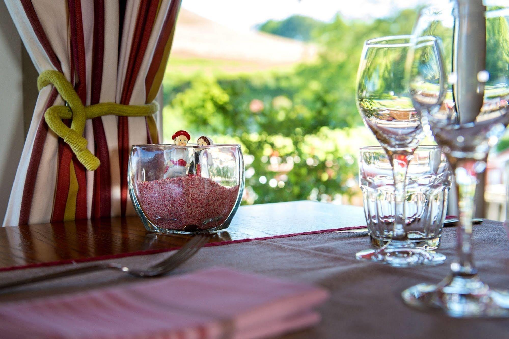 Hotel Logis Ur-hegian 2*