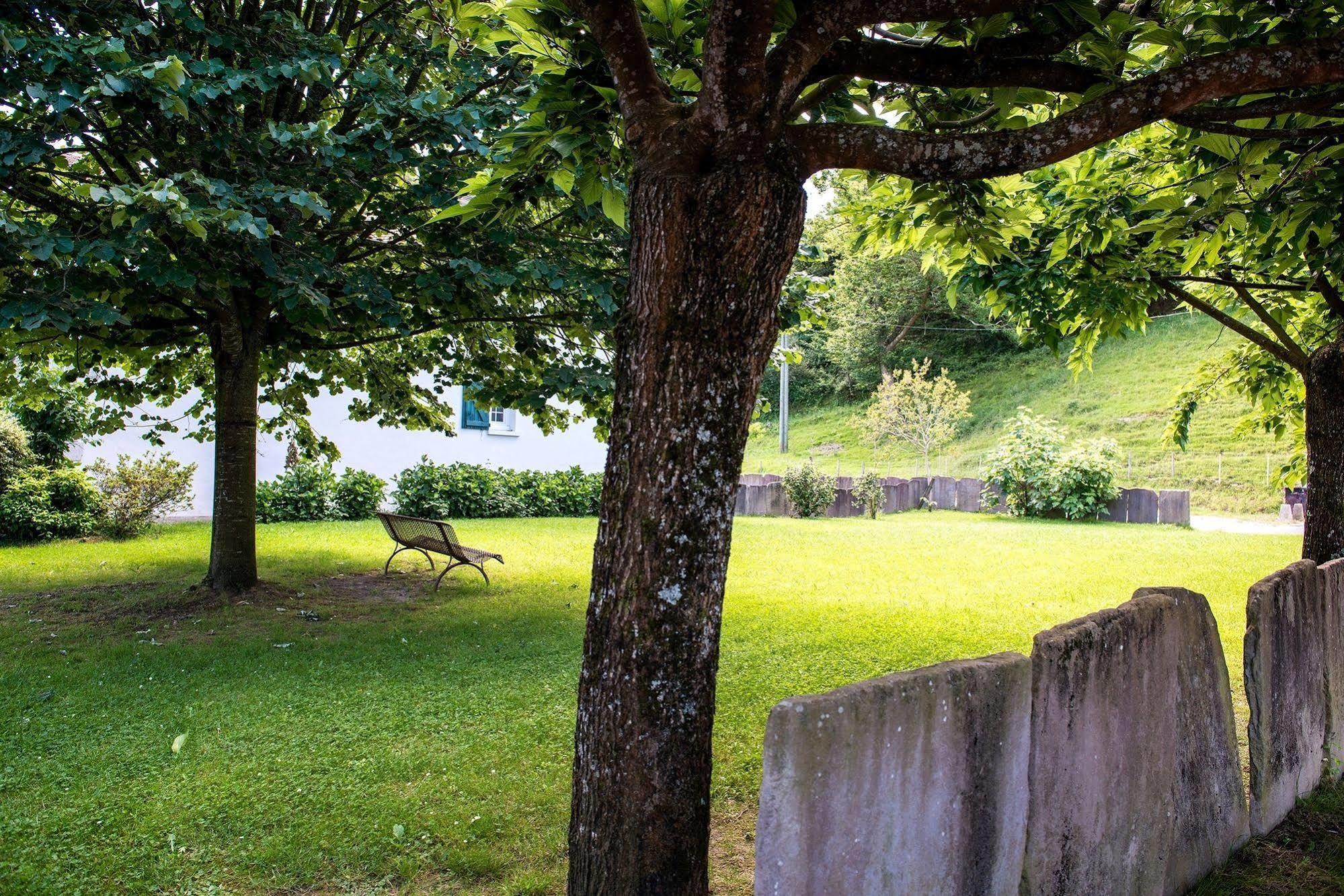 Hotel Logis Ur-hegian 2*